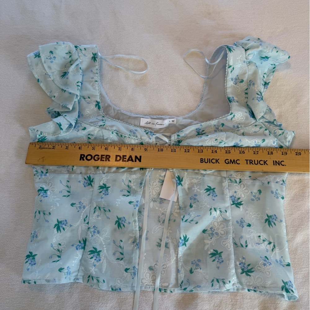 All In Favor Blue Floral Lace Up Crop Corset Top L Cottagecore Ruffle Blouse NWT - Picture 7 of 8